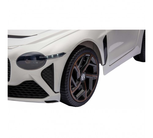 Детский электромобиль Bentley Bacalar (полный привод, 12V) - JE1008-WHITE Детский электромобиль Bentley Bacalar (полный привод, 12V) - JE1008-WHITE