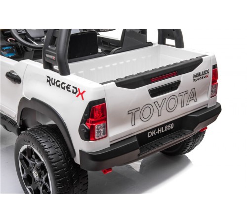 Электромобиль Toyota Hilux Rugged X 4WD 12V - DK-HL850-WHITE Электромобиль Toyota Hilux Rugged X 4WD 12V - DK-HL850-WHITE