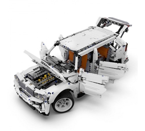 Конструктор CADA deTech внедорожник BMW G5 4WD (2208 деталей) - C61007W Конструктор CADA deTech внедорожник BMW G5 4WD (2208 деталей) - C61007W