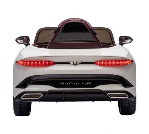 Детский электромобиль Bentley Bacalar (полный привод, 12V) - JE1008-WHITE Детский электромобиль Bentley Bacalar (полный привод, 12V) - JE1008-WHITE
