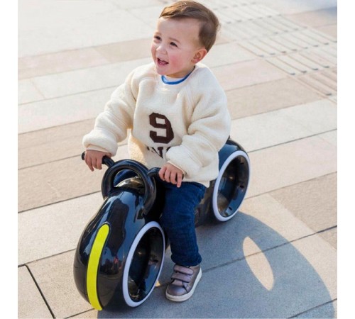 Беговел Star One Scooter - DB002-BLACK-YELLOW Беговел Star One Scooter - DB002-BLACK-YELLOW