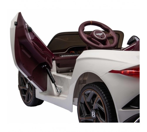 Детский электромобиль Bentley Bacalar (полный привод, 12V) - JE1008-WHITE Детский электромобиль Bentley Bacalar (полный привод, 12V) - JE1008-WHITE