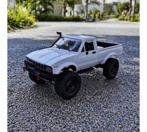 Радиоуправляемая машина WPL пикап Hilux (белый) 4WD 2.4G 1:16 RTR - WPLC-24-1 Радиоуправляемая машина WPL пикап Hilux (белый) 4WD 2.4G 1:16 RTR - WPLC-24-1