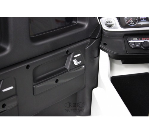 Детский электромобиль Mercedes Benz G63 Y777YY белый Детский электромобиль Mercedes Benz G63 Y777YY белый