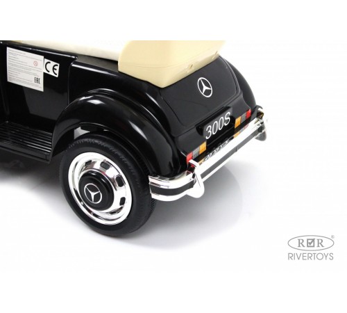 Детский толокар Mercedes-Benz 300S (LS-128A) черный
