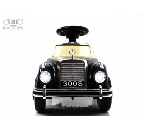 Детский толокар Mercedes-Benz 300S (LS-128A) черный