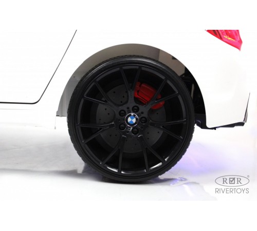 Детский электромобиль BMW M5 (A555MP) белый Детский электромобиль BMW M5 (A555MP) белый