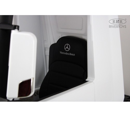 Детский электромобиль Mercedes-Benz Actros 4WD (HL358) белый Детский электромобиль Mercedes-Benz Actros 4WD (HL358) белый