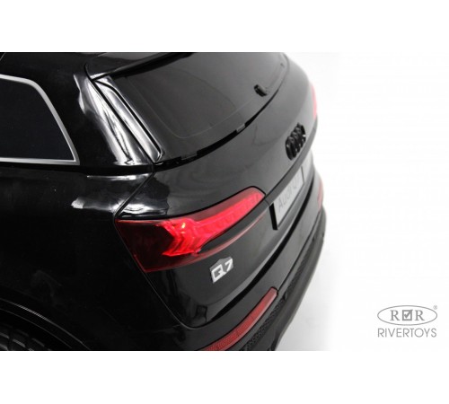 Детский электромобиль AUDI Q7 (HL678) черный глянец Детский электромобиль AUDI Q7 (HL678) черный глянец