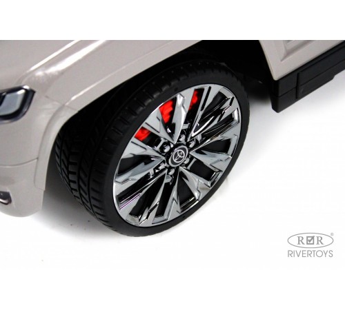 Детский толокар Toyota Land Cruiser 300 Z002ZZ-C серый