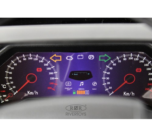 Детский электромобиль Toyota Land Cruiser 300 L999LL белый