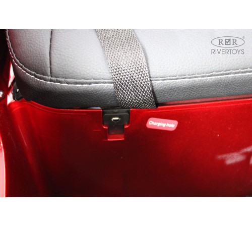 Детский электромобиль F555FF красный глянец