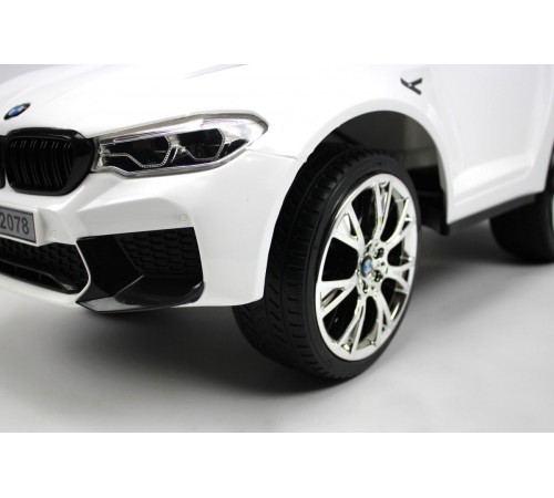 Детский толокар BMW M5 (A999MP-D) белый Детский толокар BMW M5 (A999MP-D) белый