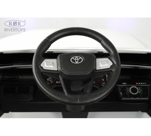 Детский электромобиль Toyota Land Cruiser 300 L999LL белый