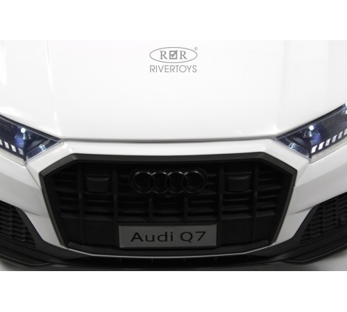 Детский электромобиль AUDI Q7 (HL678) белый Детский электромобиль AUDI Q7 (HL678) белый