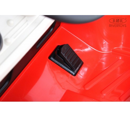 Детский электромобиль C555MC красный Детский электромобиль C555MC красный