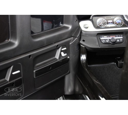 Детский электромобиль Mercedes Benz G63 Y777YY черный глянец Детский электромобиль Mercedes Benz G63 Y777YY черный глянец