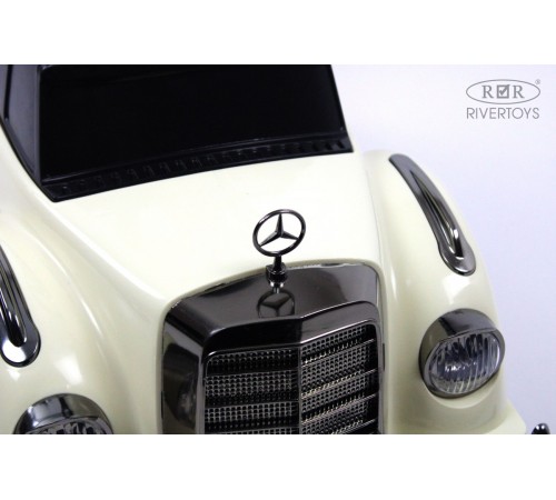 Детский толокар G300GG белый Детский толокар G300GG белый