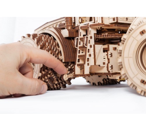 Конструктор деревянный 3D EWA Трактор КИРОВЕЦ К-7М