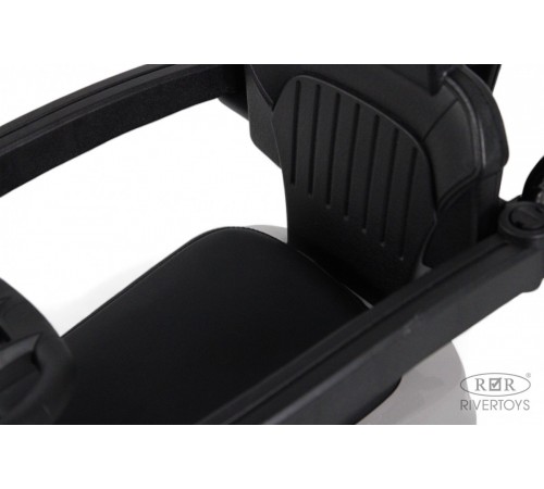 Детский толокар-каталка с козырьком Merc Z005ZZ-MP серый