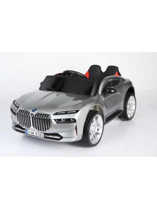 Автомобиль BMW i7 9381 Серебро краска