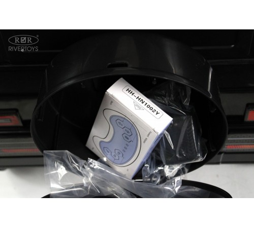 Детский электромобиль BRABUS MINI Z111VO черный