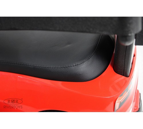 Детский толокар-каталка с козырьком AUDI Z005ZZ-AP красный