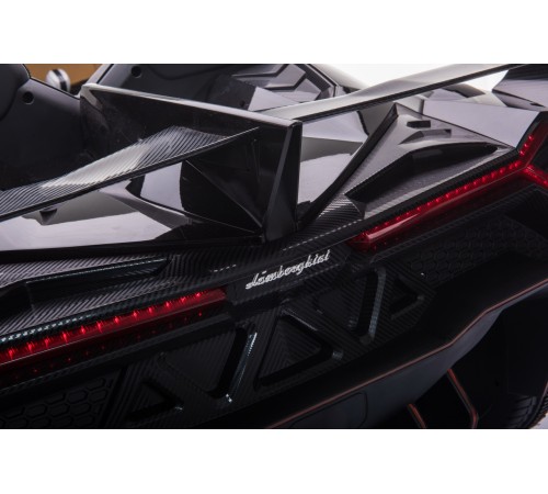 Автомобиль Lamborghini Veneno ХМХ 615 Серый краска