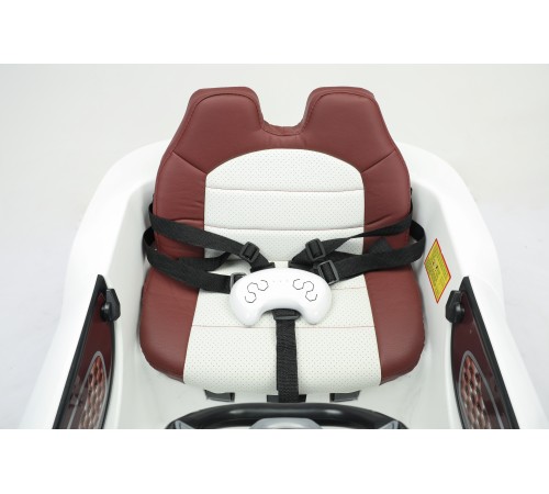 Автомобиль Bentley Continental 4469 Белый