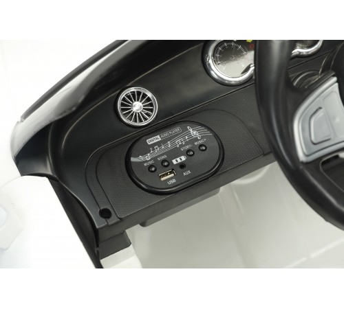 Автомобиль Bentley Continental 4469 Белый