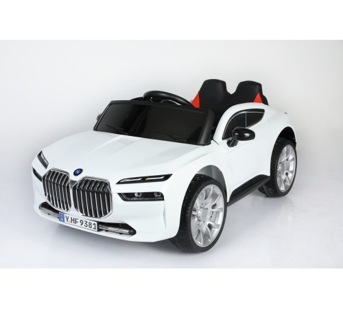 Автомобиль BMW i7 9381 Белый