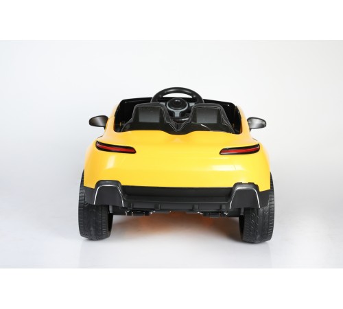 Автомобиль BMW i7 9381 Желтый