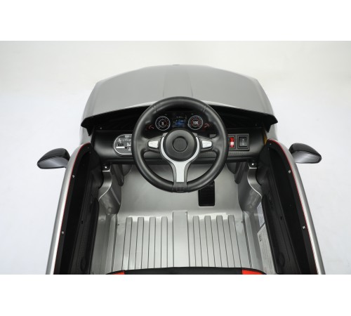 Автомобиль BMW i7 9381 Серебро краска