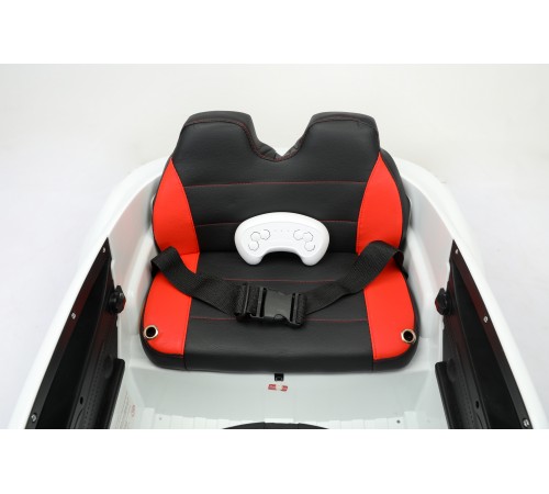 Автомобиль BMW i7 9381 Белый