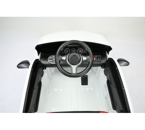 Автомобиль BMW i7 9381 Белый