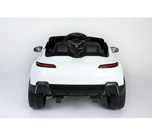 Автомобиль BMW i7 9381 Белый