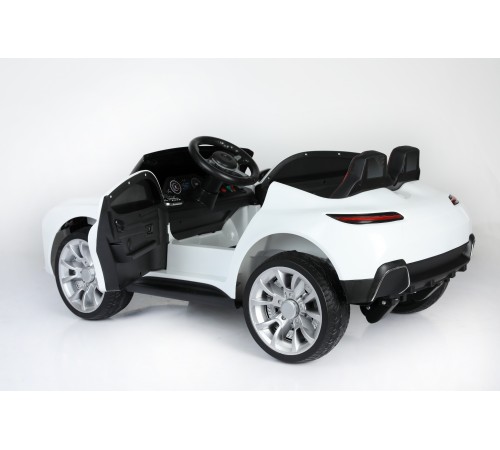 Автомобиль BMW i7 9381 Белый