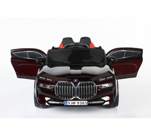 Автомобиль BMW i7 9381 Коричневый краска