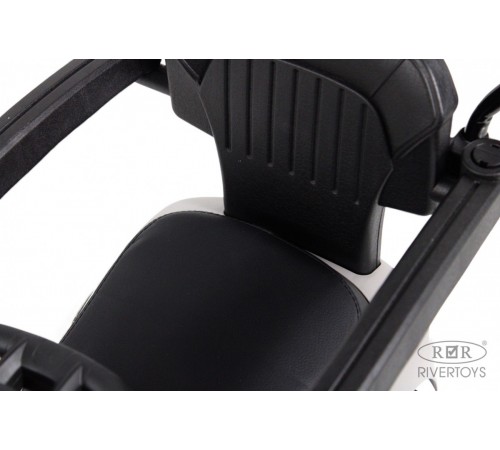 Детский толокар-каталка с козырьком Bentley Z005ZZ-TP серый