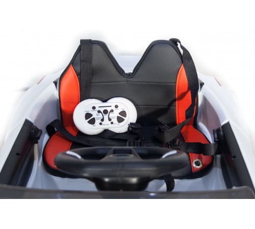 Автомобиль BMW sport 5758 Белый