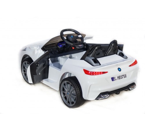 Автомобиль BMW sport 5758 Белый