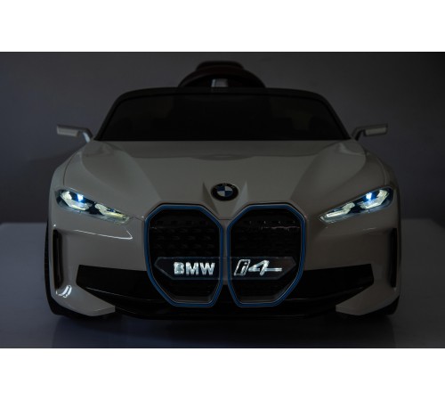 Автомобиль BMW I4 JE1009 Белый
