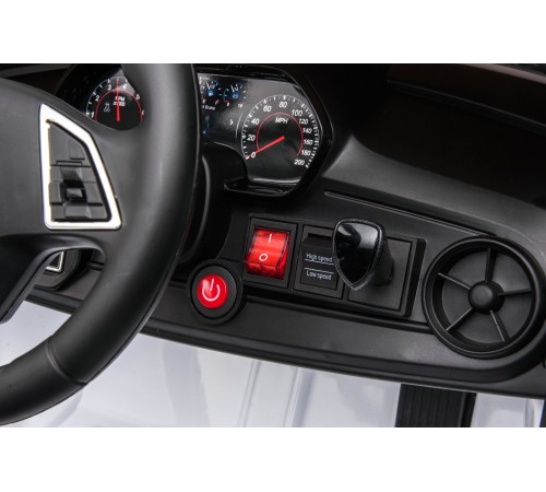 Автомобиль Chevrolett Camarо HL558 Белый