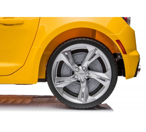 Автомобиль Chevrolett Camarо HL558 Желтый