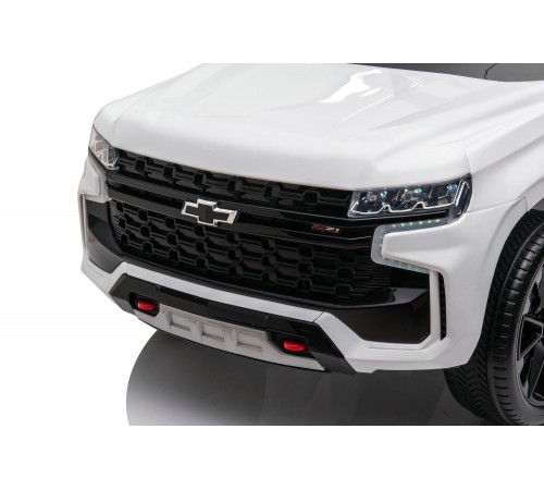 Джип Chevrolett Tahoe HL588 Белый