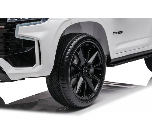 Джип Chevrolett Tahoe HL588 Белый