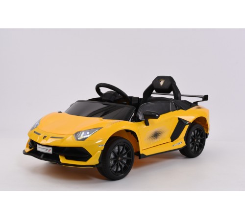 Автомобиль Lamborghini Aventador 018 Желтый