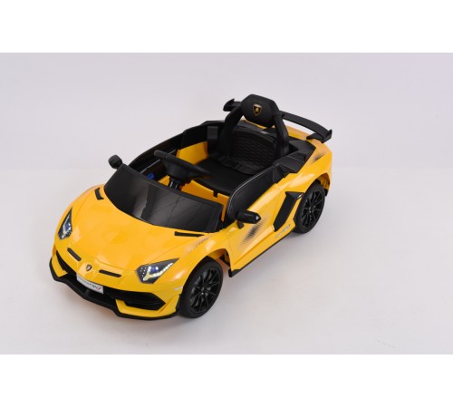Автомобиль Lamborghini Aventador 018 Желтый