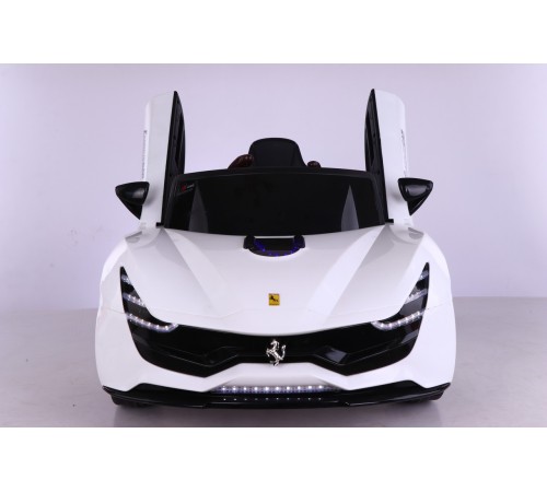Автомобиль Ferrari FLSeat YHF9012 Белый