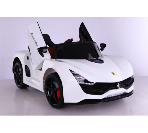 Автомобиль Ferrari FLSeat YHF9012 Белый